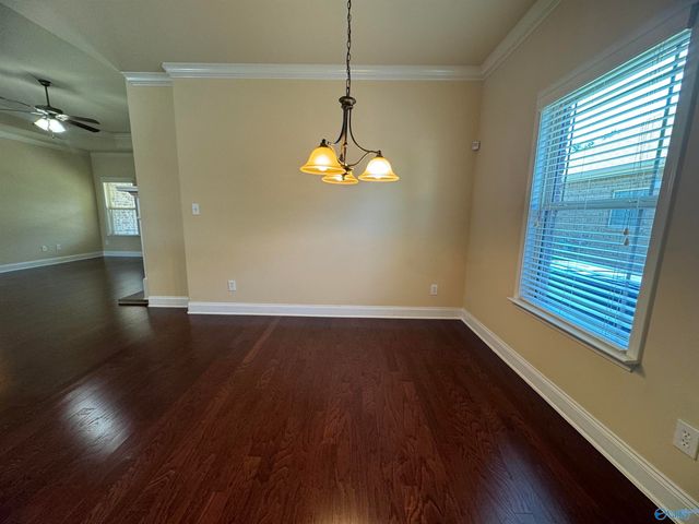 475 East Mossyleaf Drive, Huntsville, AL 35824