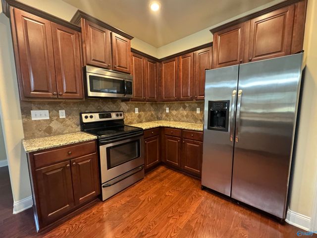 475 East Mossyleaf Drive, Huntsville, AL 35824