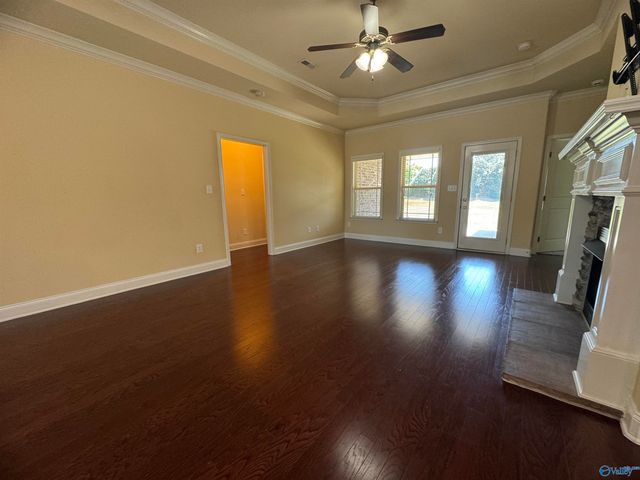 475 East Mossyleaf Drive, Huntsville, AL 35824