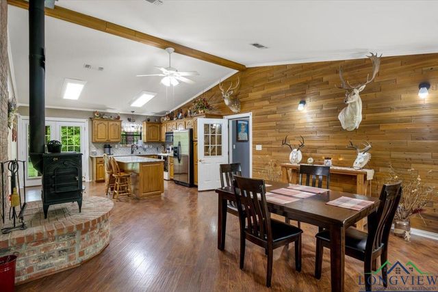 1346 W County Road 481, Henderson, TX 75654