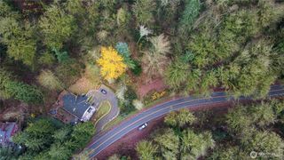 13720 Holmes Point Drive, Kirkland, WA 98034