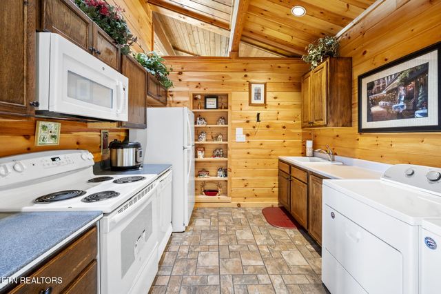 4195 High Ridge Way, Sevierville, TN 37862