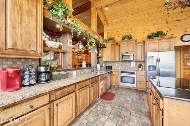 4195 High Ridge Way, Sevierville, TN 37862