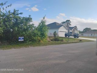 1412 Valerius Street SE, Palm Bay, FL 32909