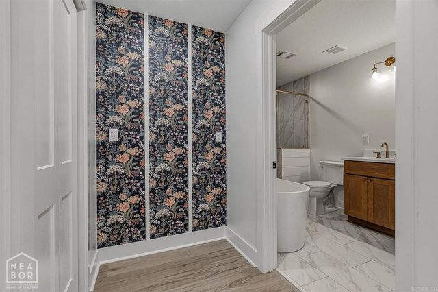 2005 Wood Street, Jonesboro, AR 72401