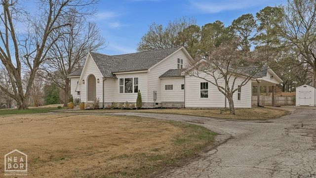 2005 Wood Street, Jonesboro, AR 72401