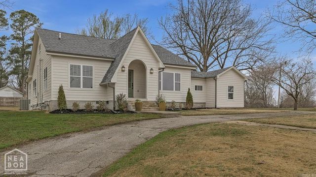 2005 Wood Street, Jonesboro, AR 72401