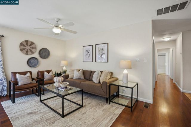 3617 Sanford St, Concord, CA 94520