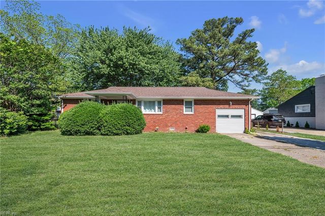 2538 Heutte DR, Norfolk, VA 23508