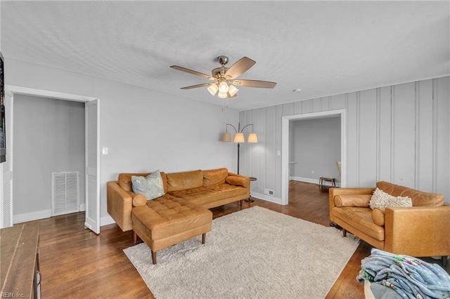 2538 Heutte DR, Norfolk, VA 23508