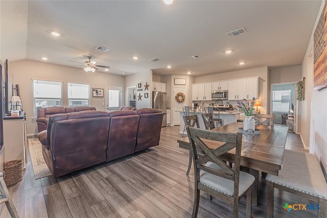 2306 Aylesbury Drive, Copperas Cove, TX 76522