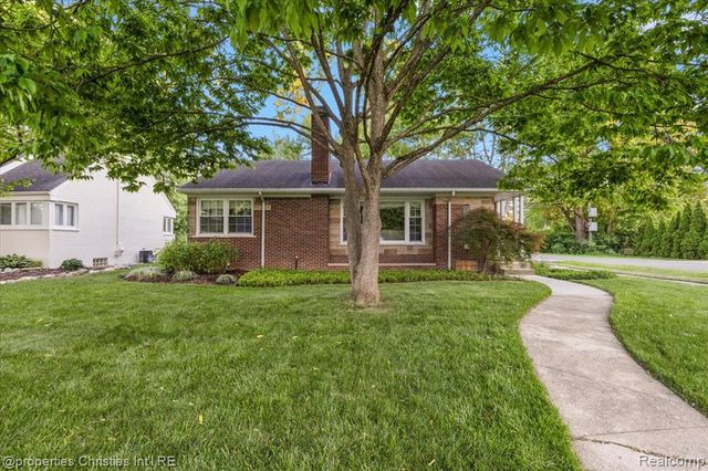 16051 Amherst Avenue, Beverly Hills, MI 48025