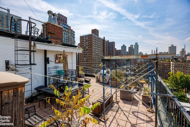 166 E 96TH Street PHD, New York City, NY 10128