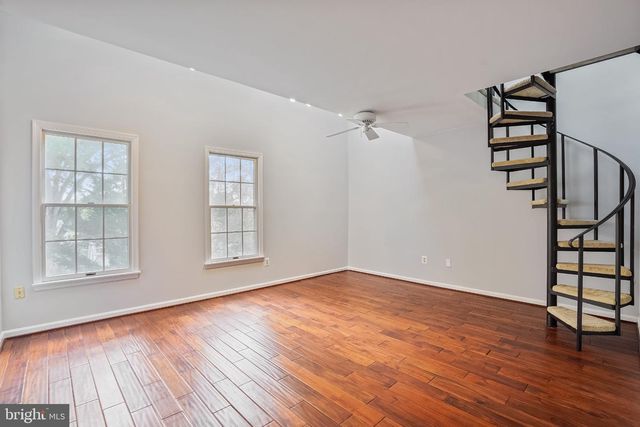 3711 JENNY LYNNE LN, Fairfax, VA 22030