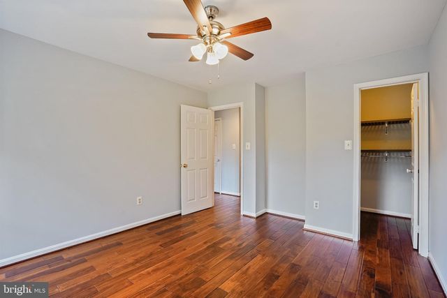 3711 JENNY LYNNE LN, Fairfax, VA 22030