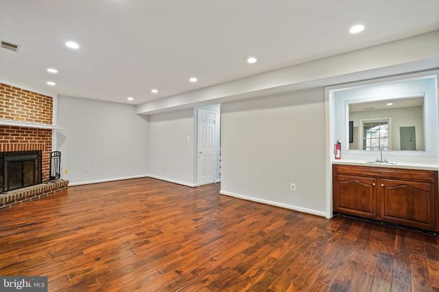 3711 JENNY LYNNE LN, Fairfax, VA 22030