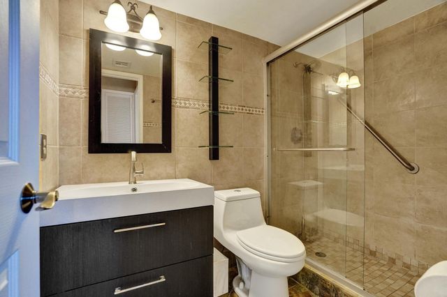 2350 NE 14th Street Cswy 716, Pompano Beach, FL 33062