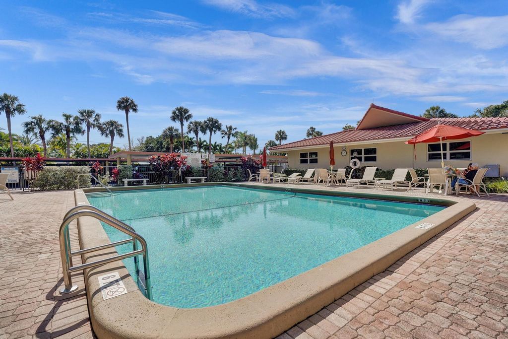 2350 NE 14th Street Cswy 716, Pompano Beach, FL 33062