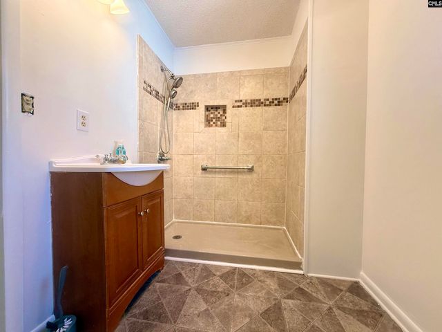 5904 Old Leesburg Road Extension, Hopkins, SC 29061