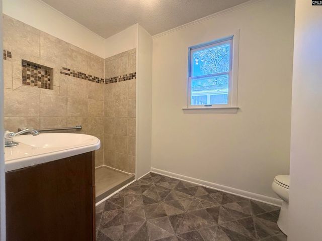 5904 Old Leesburg Road Extension, Hopkins, SC 29061