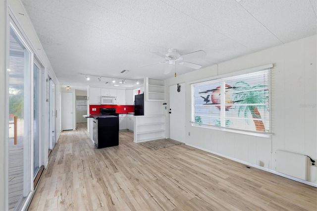 1128 SEAHORSE LANE, Englewood, FL 34224