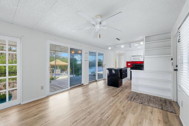 1128 SEAHORSE LANE, Englewood, FL 34224
