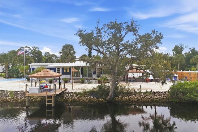 1128 SEAHORSE LANE, Englewood, FL 34224