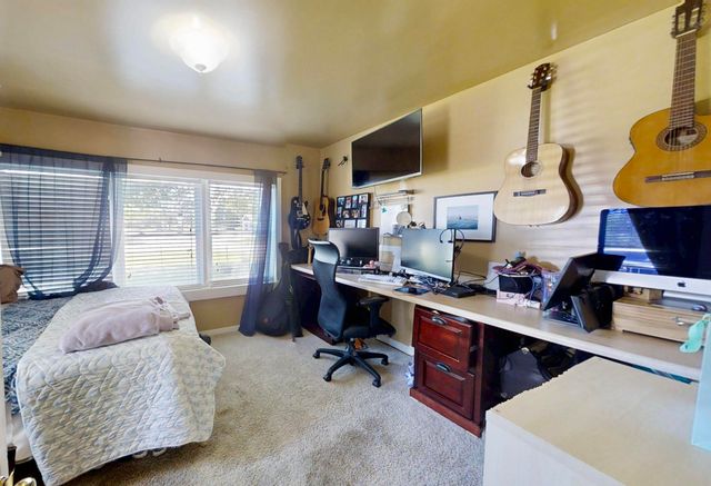 626 E 77th Avenue, Schererville, IN 46375