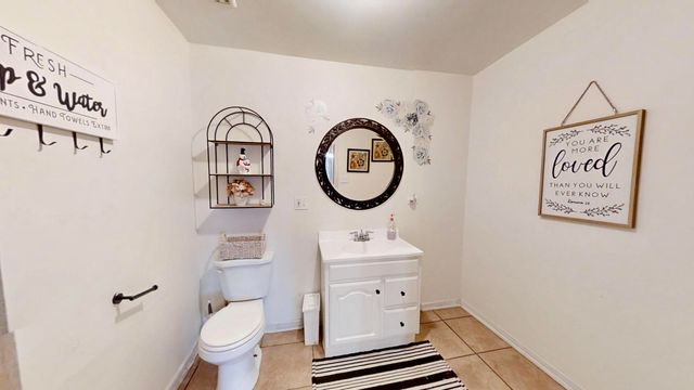 626 E 77th Avenue, Schererville, IN 46375