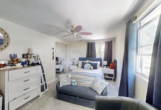626 E 77th Avenue, Schererville, IN 46375