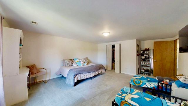 626 E 77th Avenue, Schererville, IN 46375