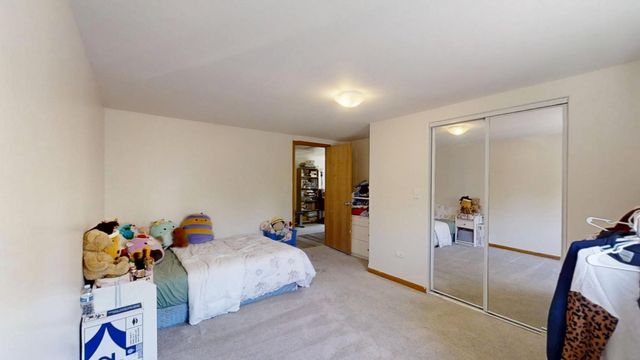 626 E 77th Avenue, Schererville, IN 46375