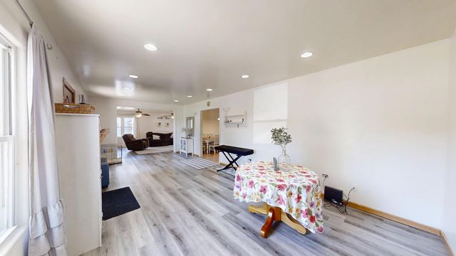 626 E 77th Avenue, Schererville, IN 46375