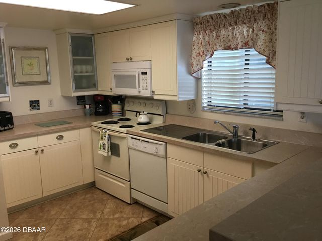 1571 S Atlantic Ave Apt 308, New Smyrna Beach, FL 32169
