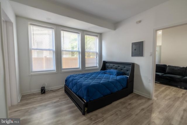 6515 N PARK AVE, Philadelphia, PA 19126