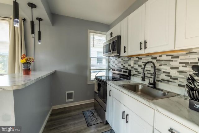 6515 N PARK AVE, Philadelphia, PA 19126