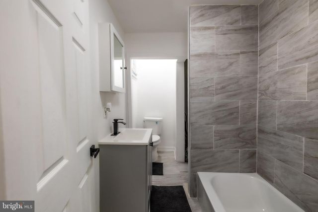 6515 N PARK AVE, Philadelphia, PA 19126