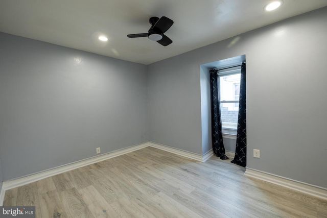 6515 N PARK AVE, Philadelphia, PA 19126
