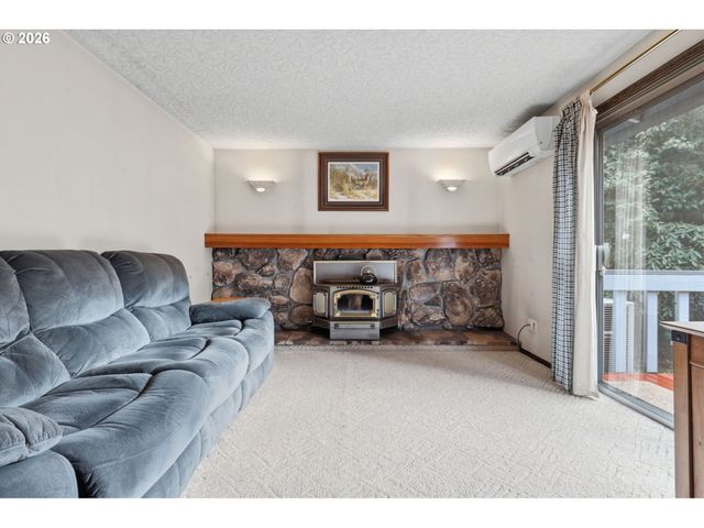 311 Nw 110TH St, Vancouver, WA 98685