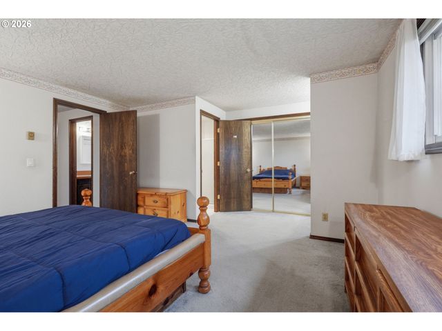 311 Nw 110TH St, Vancouver, WA 98685