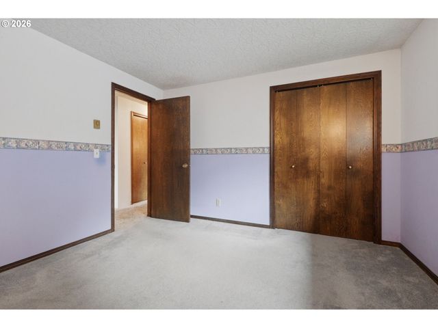 311 Nw 110TH St, Vancouver, WA 98685