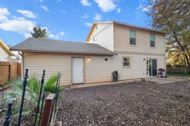 2052 Cappuccino Court, Shasta Lake, CA 96019