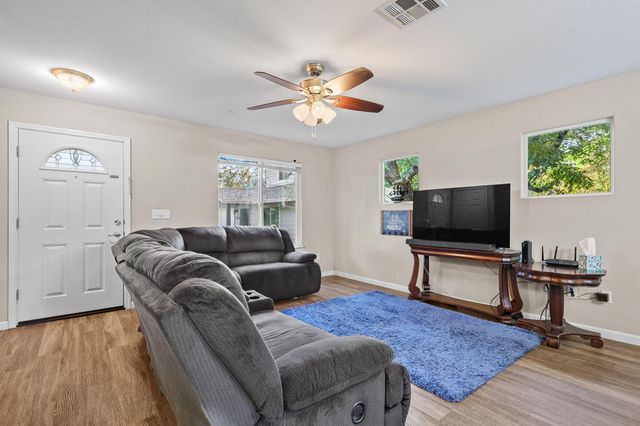 2052 Cappuccino Court, Shasta Lake, CA 96019