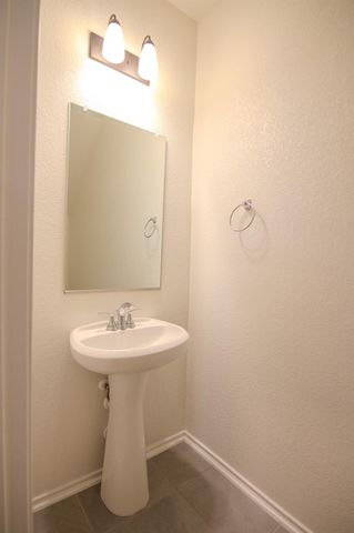 1021 Cowberry DR, Georgetown, TX 78626