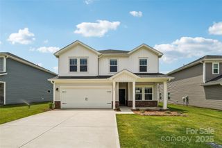 2118 Sunflower Circle, Newton, NC 28658
