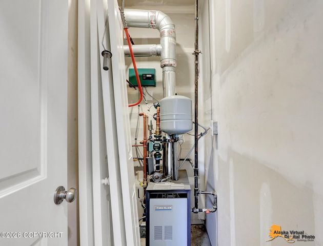 2007 W 47th Avenue, Anchorage, AK 99517