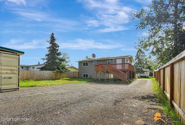2007 W 47th Avenue, Anchorage, AK 99517
