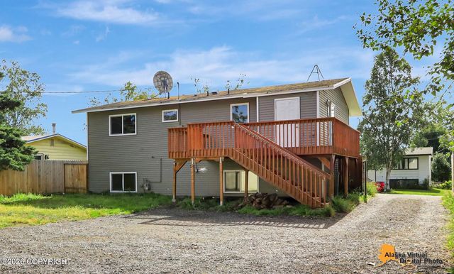 2007 W 47th Avenue, Anchorage, AK 99517