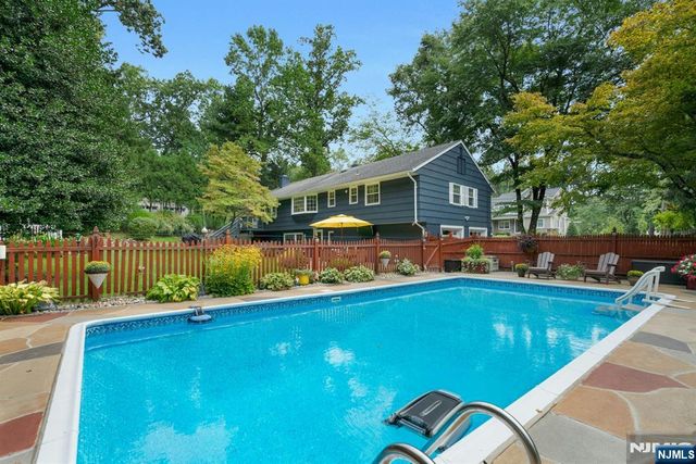 561 Bernita Drive, River Vale, NJ 07675
