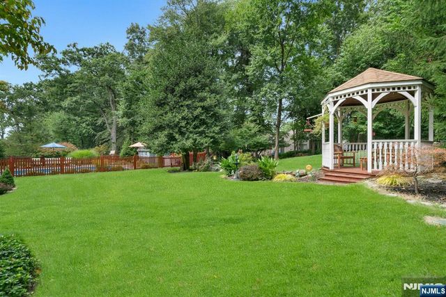 561 Bernita Drive, River Vale, NJ 07675